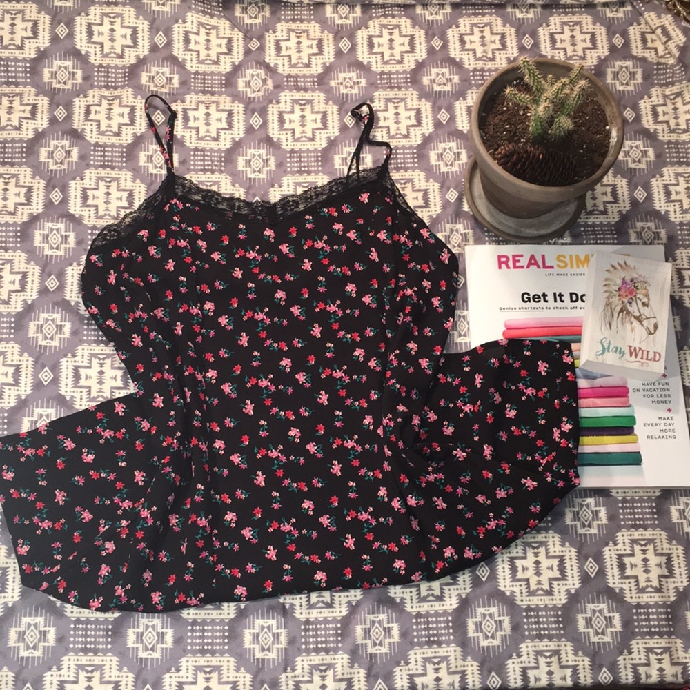 🌶💋 HOT yet adorable H&M dress! 💋🌶